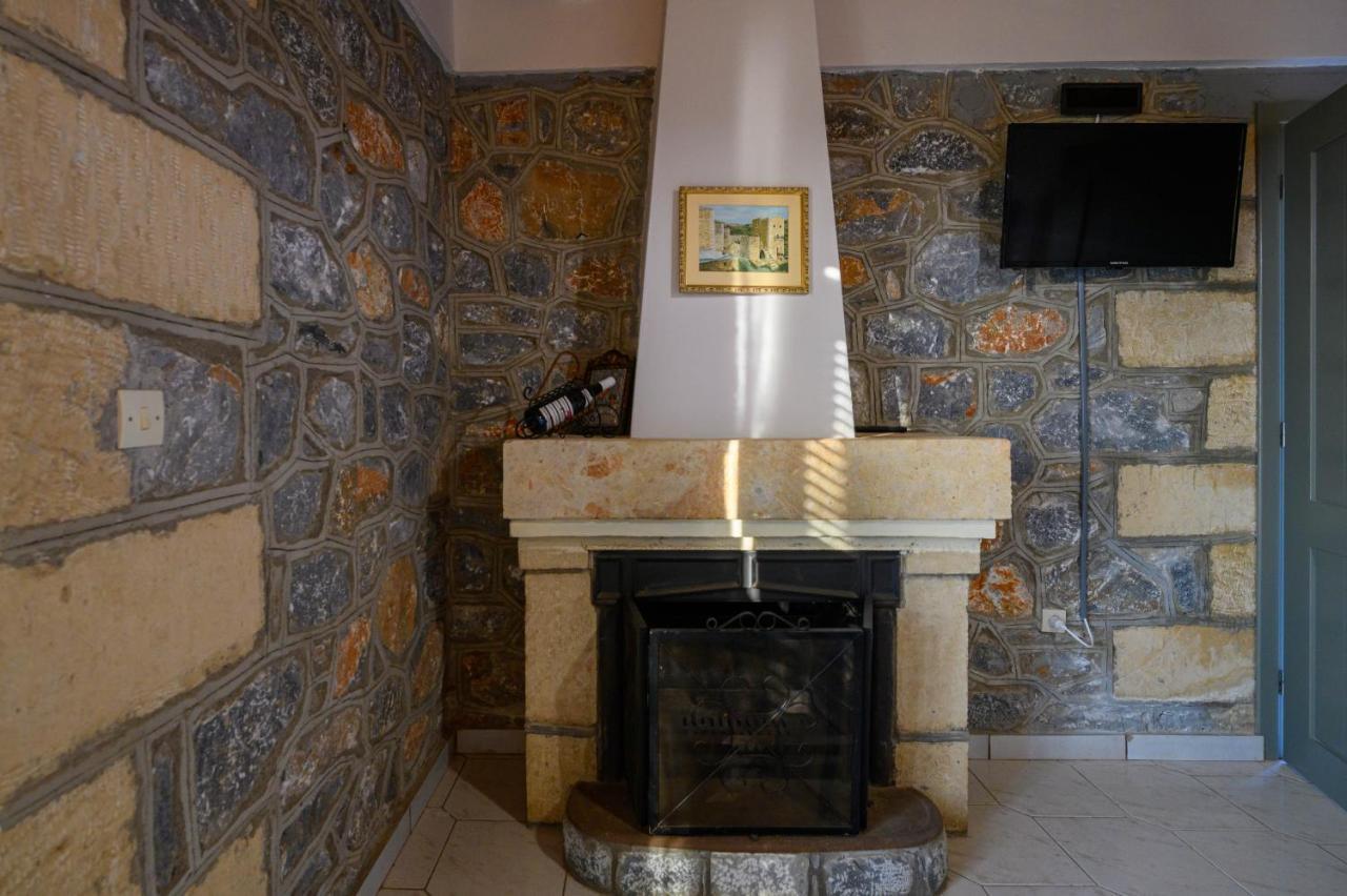 Σελήνη Apartment Kotronion  Exterior foto